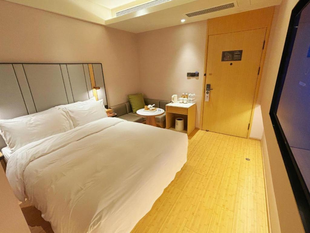 Ji Lujiazui Babaiban Hotel Shanghai